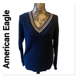 AMERICAN EAGLE Navy Blue V Neck Knit Sweater small